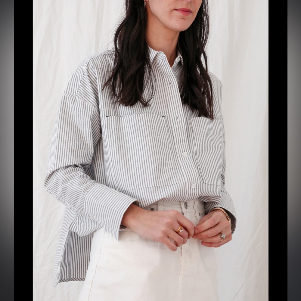 Everlane White and Gray Pinstriped Button-Down Shirt